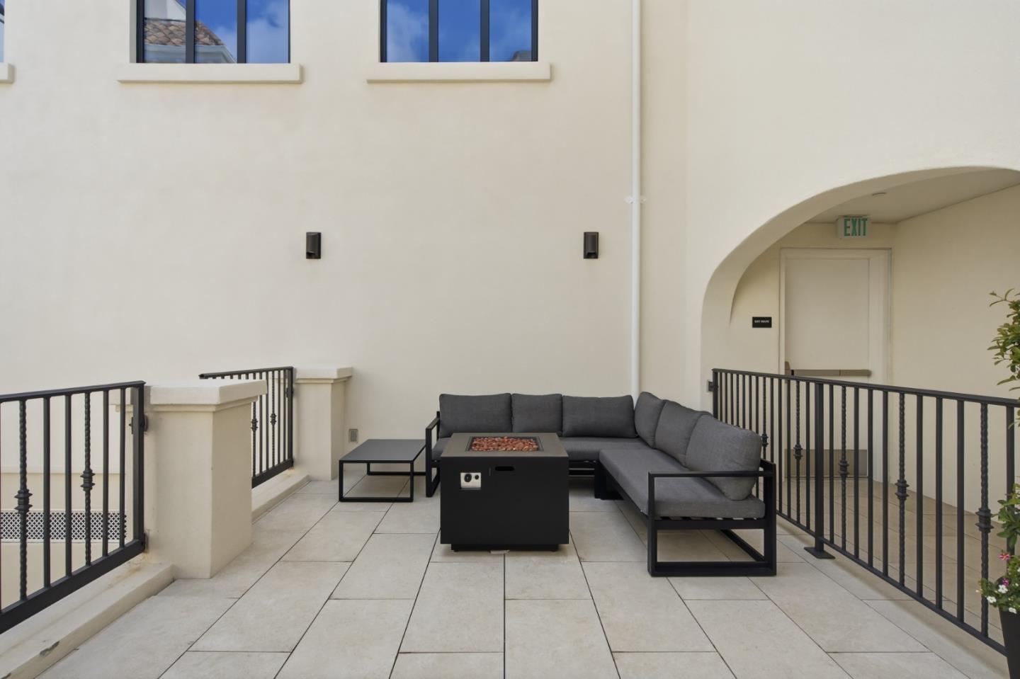 1501 Cherry Street 208