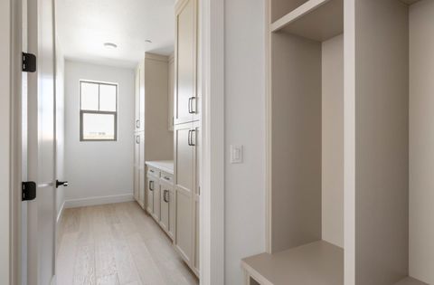 Tiny photo for 7376 Ailes Court, GILROY, CA 95020 (MLS # ML82031529)