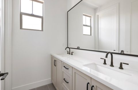 Tiny photo for 7376 Ailes Court, GILROY, CA 95020 (MLS # ML82031529)