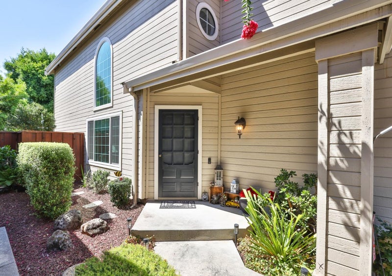 1487 Carrington Circle