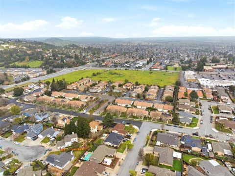 Tiny photo for 7902 English Oak Circle, GILROY, CA 95020 (MLS # ML82036882)