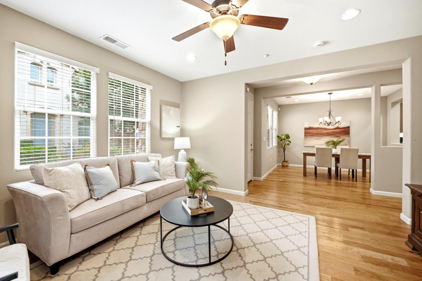 7902 English Oak Circle