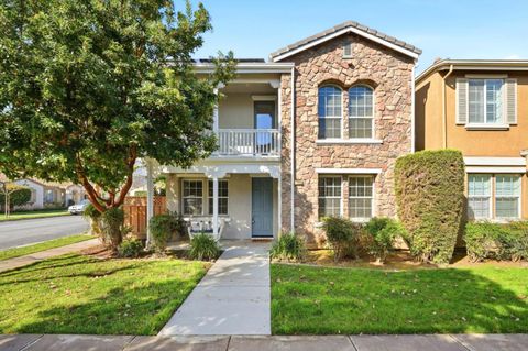 Tiny photo for 7902 English Oak Circle, GILROY, CA 95020 (MLS # ML82036882)