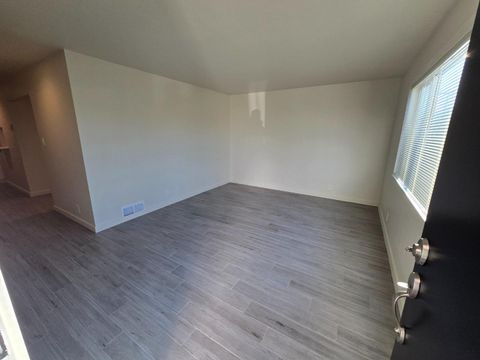 Tiny photo for 22 Linden Avenue #2, San Bruno, CA 94066 (MLS # ML82028968)