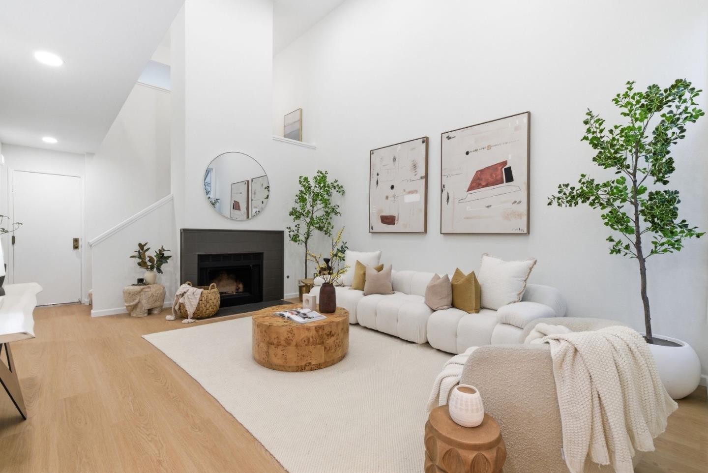 1334 Greenwich Court