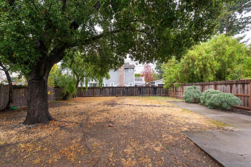 1645 Virginia Avenue
