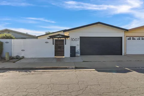 1667 Klamath Drive, Salinas, CA 93906 - #: ML82030482