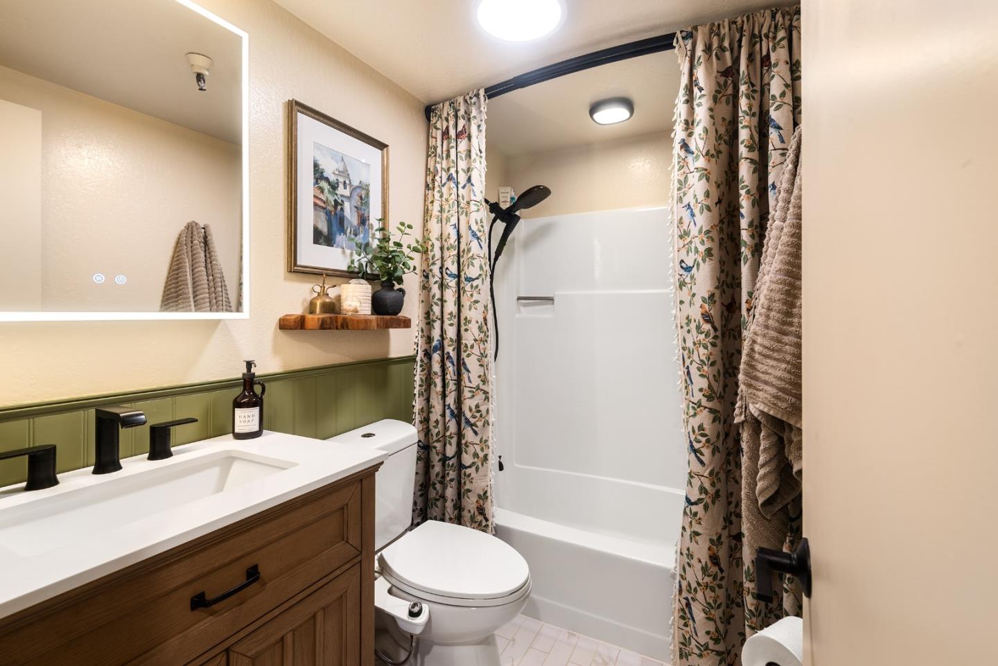 565 English Avenue 13