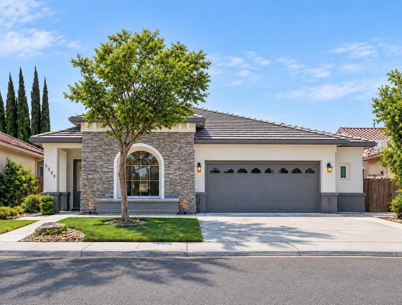 5239 Sire Court