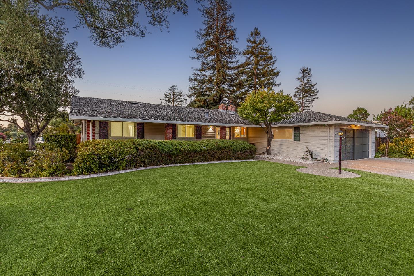19349 NORTHAMPTON Drive