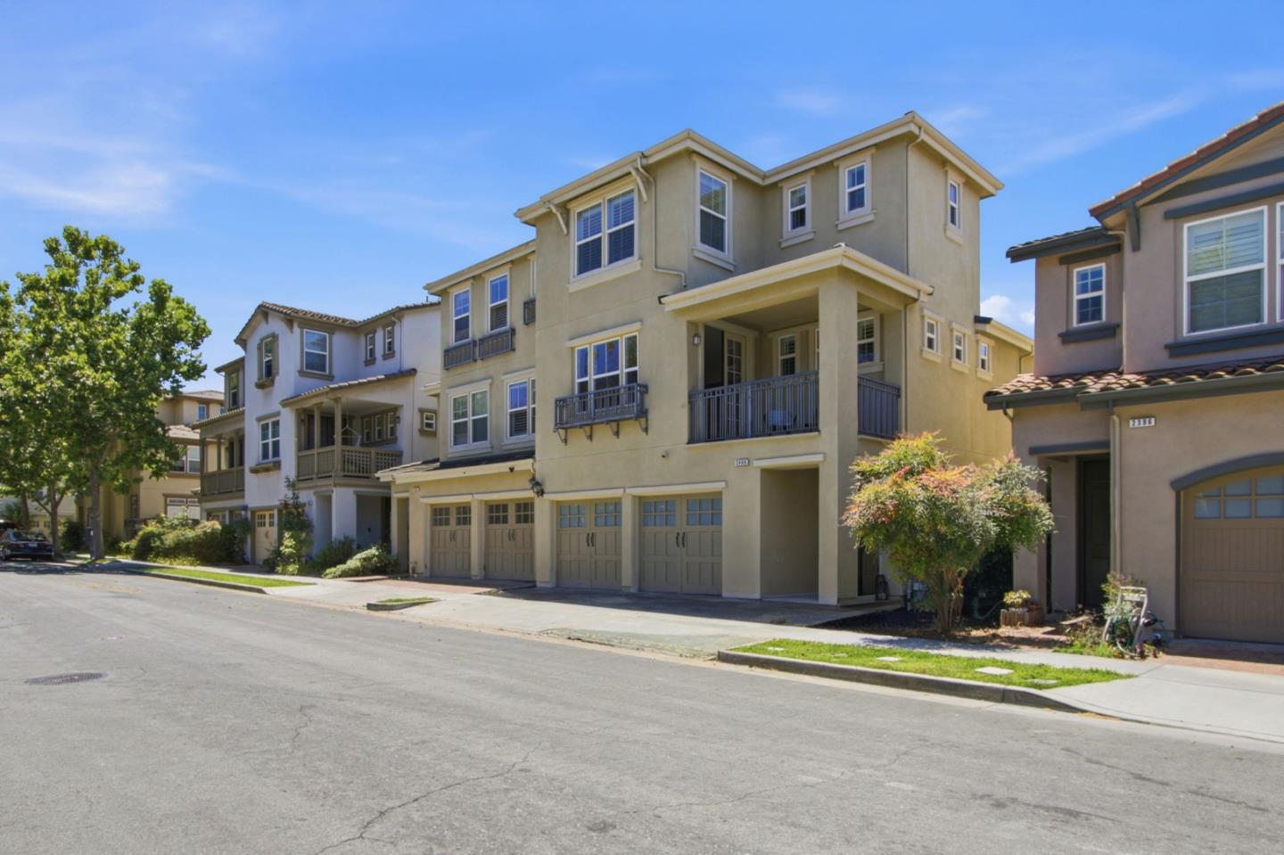 2400 Plateau Drive