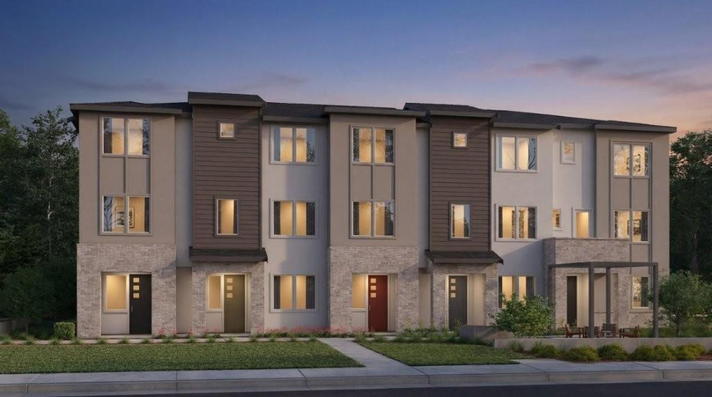 810 Fiesta Lane