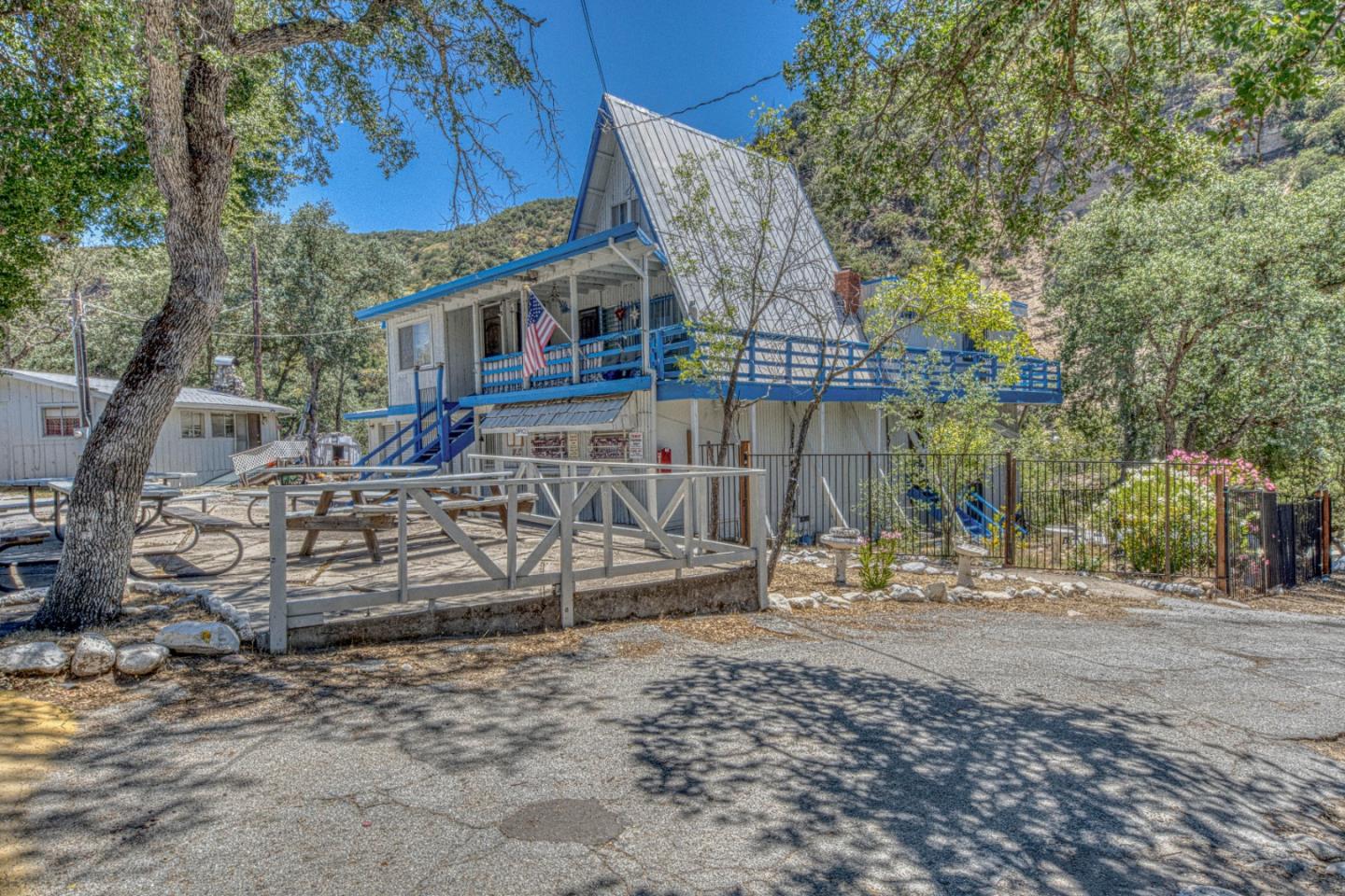 45470 Carmel Valley Road