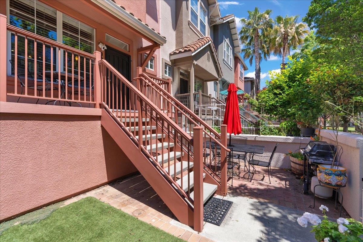 368 Meridian Avenue