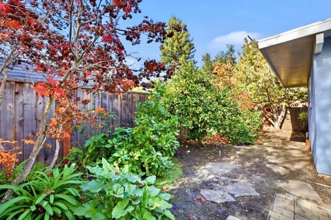 Tiny photo for 3839 Ross Road, PALO ALTO, CA 94303 (MLS # ML82028784)