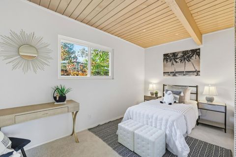 Tiny photo for 3839 Ross Road, PALO ALTO, CA 94303 (MLS # ML82028784)