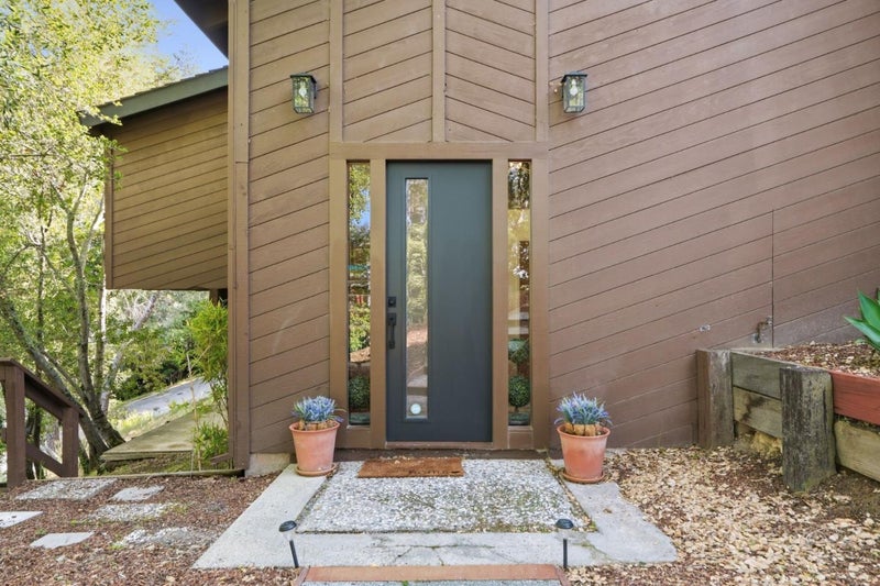 101 Ravinia Way