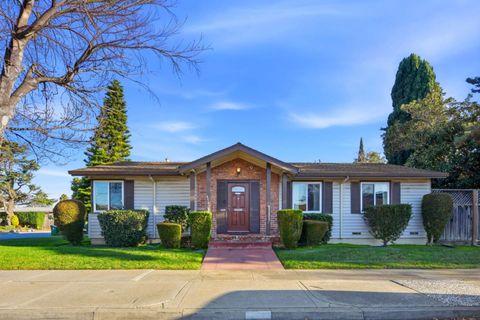 Photo of 4588 Sloat Road, FREMONT, CA 94538 (MLS # ML82031799)