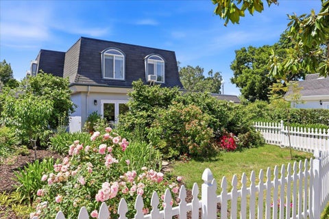 Tiny photo for 1689 Luika Place, Campbell, CA 95008 (MLS # ML82055442)