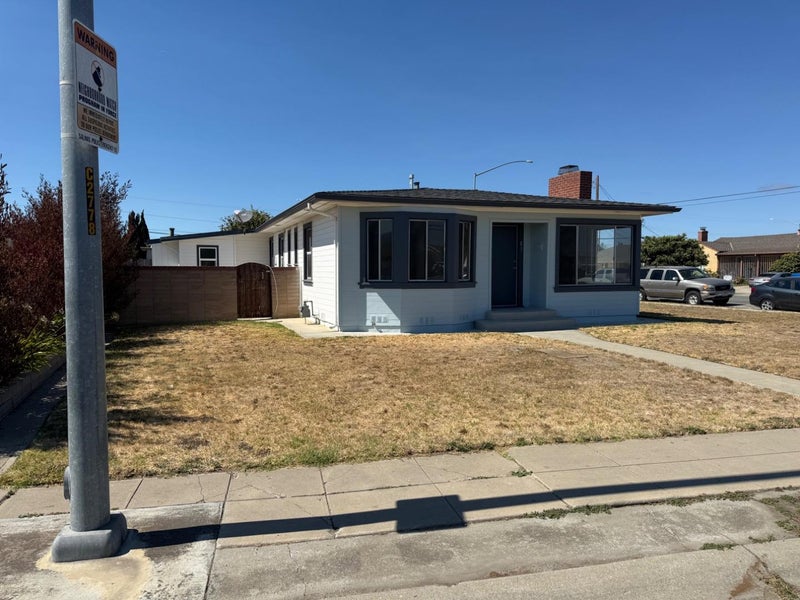 85 Paloma Avenue