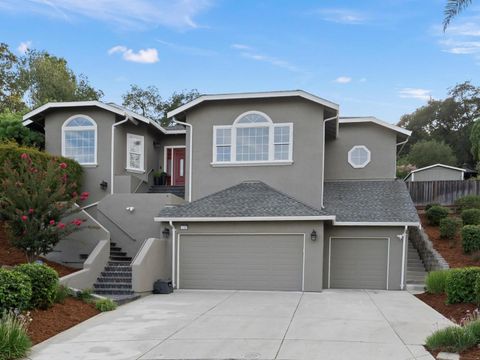 Photo of 1796 Colony Way, GILROY, CA 95020 (MLS # ML82022124)