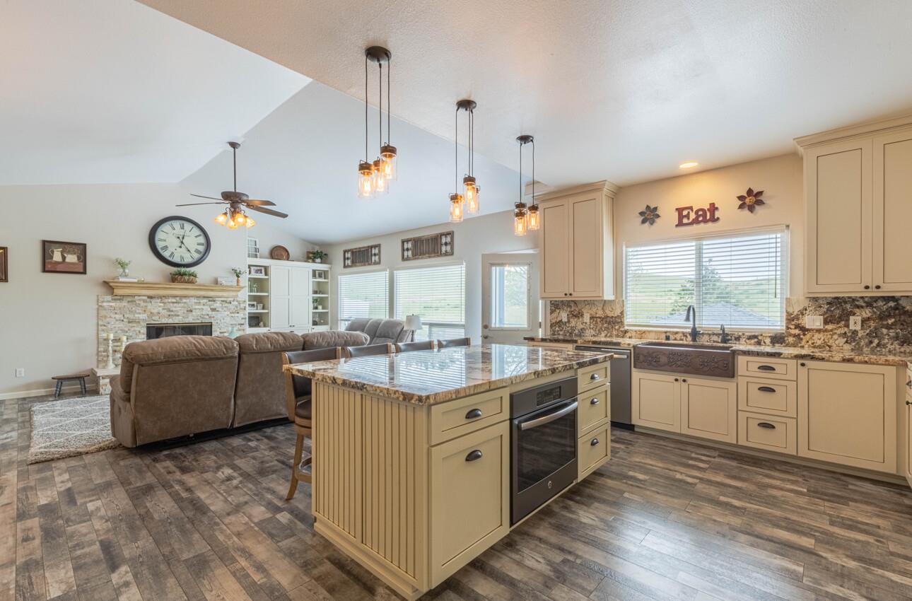 115 Emerald Way