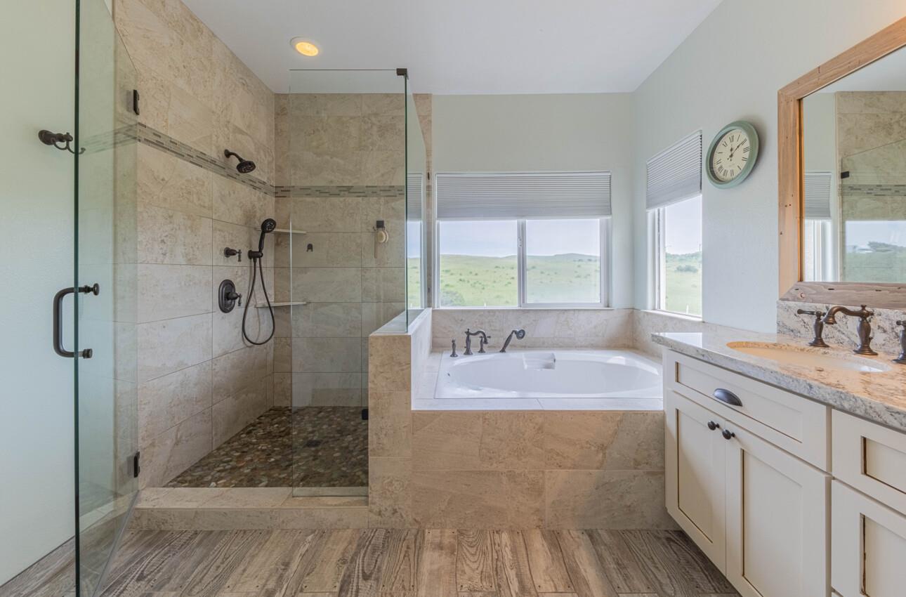 115 Emerald Way