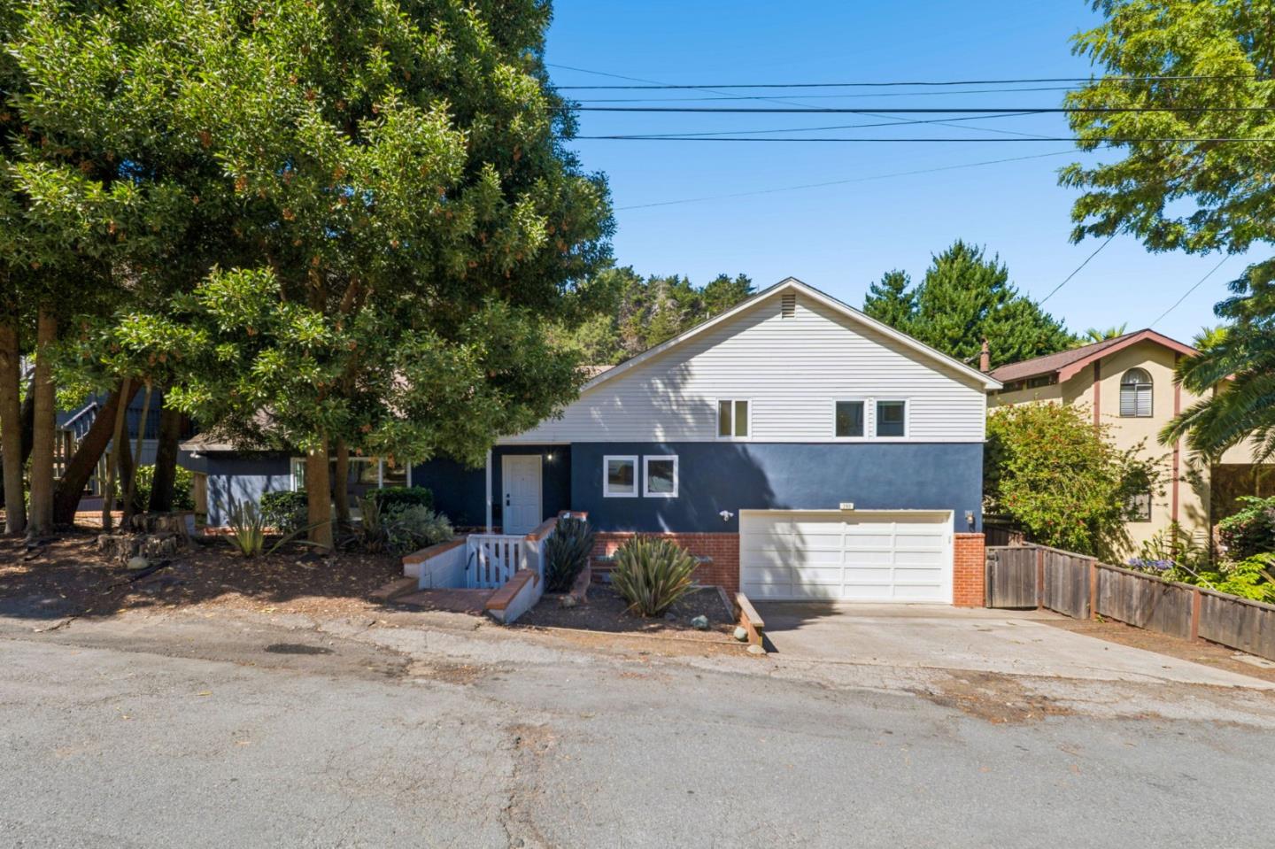 280 Angelita Avenue