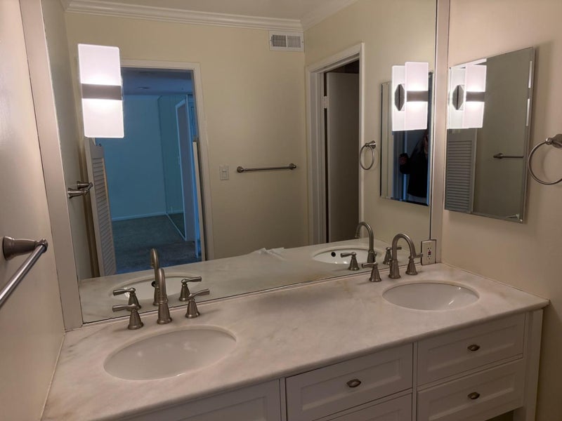675 Sharon Park Drive 321