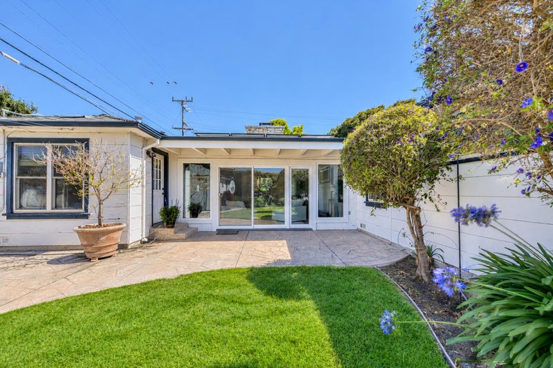 8 San Pedro Street