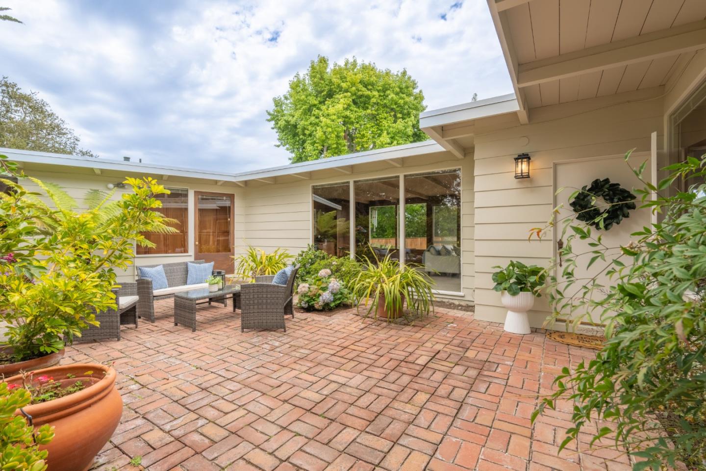 26074 Mesa Drive