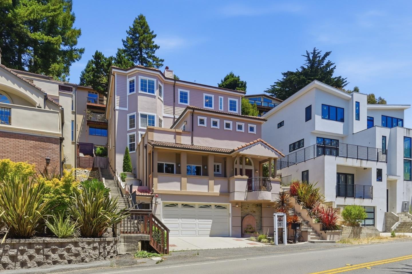 7420 Skyline Boulevard