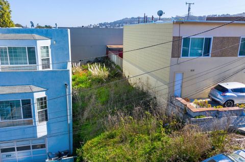 Tiny photo for 8 Orizaba Avenue, SAN FRANCISCO, CA 94112 (MLS # ML82028329)