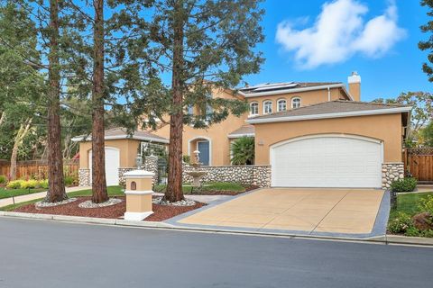 Photo of 5849 Gleneagles Circle, SAN JOSE, CA 95138 (MLS # ML82024650)