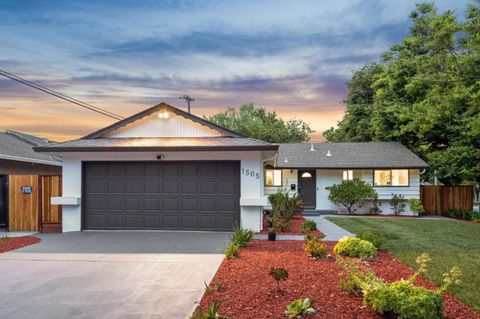 Tiny photo for 1565 Willowdale Drive, SAN JOSE, CA 95118 (MLS # ML82046093)