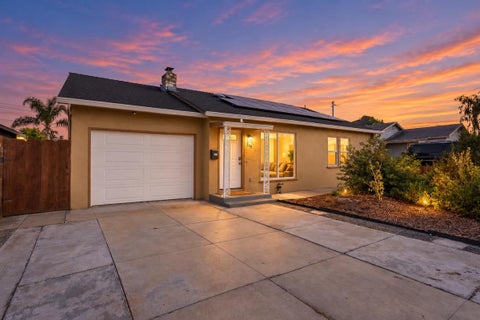 Photo of 109 Clifford Avenue, Watsonville, CA 95076 (MLS # ML82062009)
