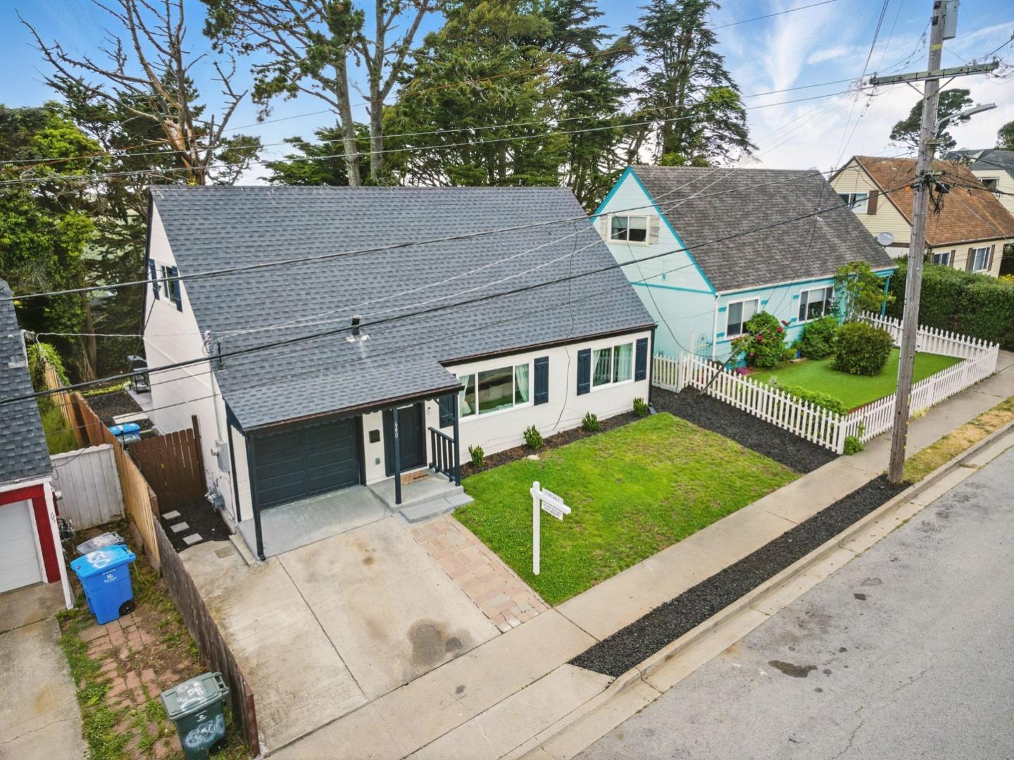 640 Heather Court