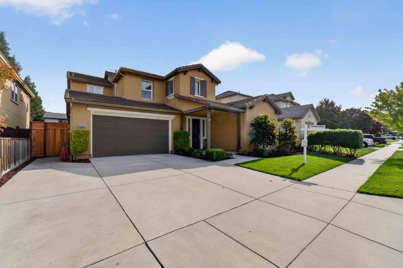 1370 Sunrise Drive