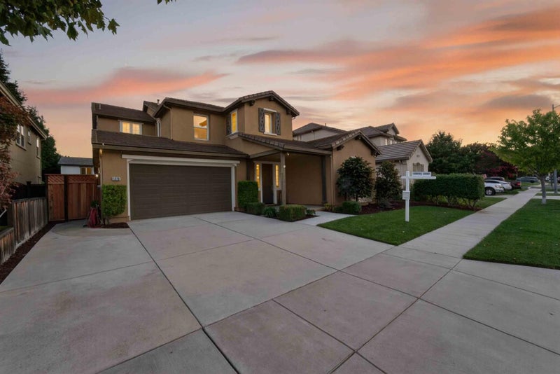 1370 Sunrise Drive