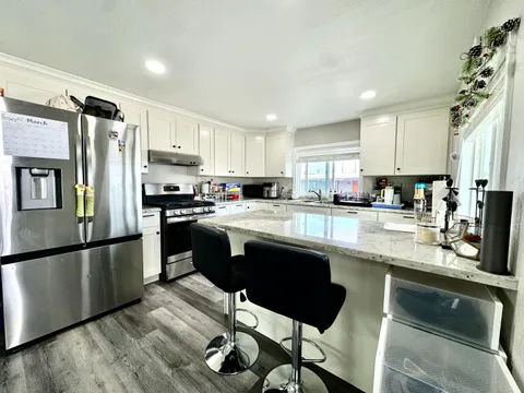 1500 Virginia Place Unit 122, San Jose, CA 95116 - MLS#: ML81998746