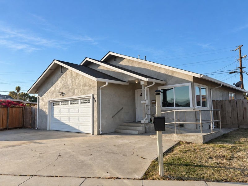 624 John Street