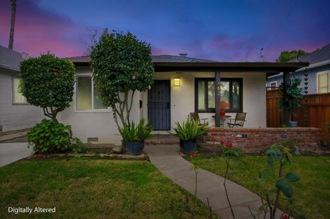 Photo of 462 Marshall Avenue, SAN JOSE, CA 95125 (MLS # ML82030396)