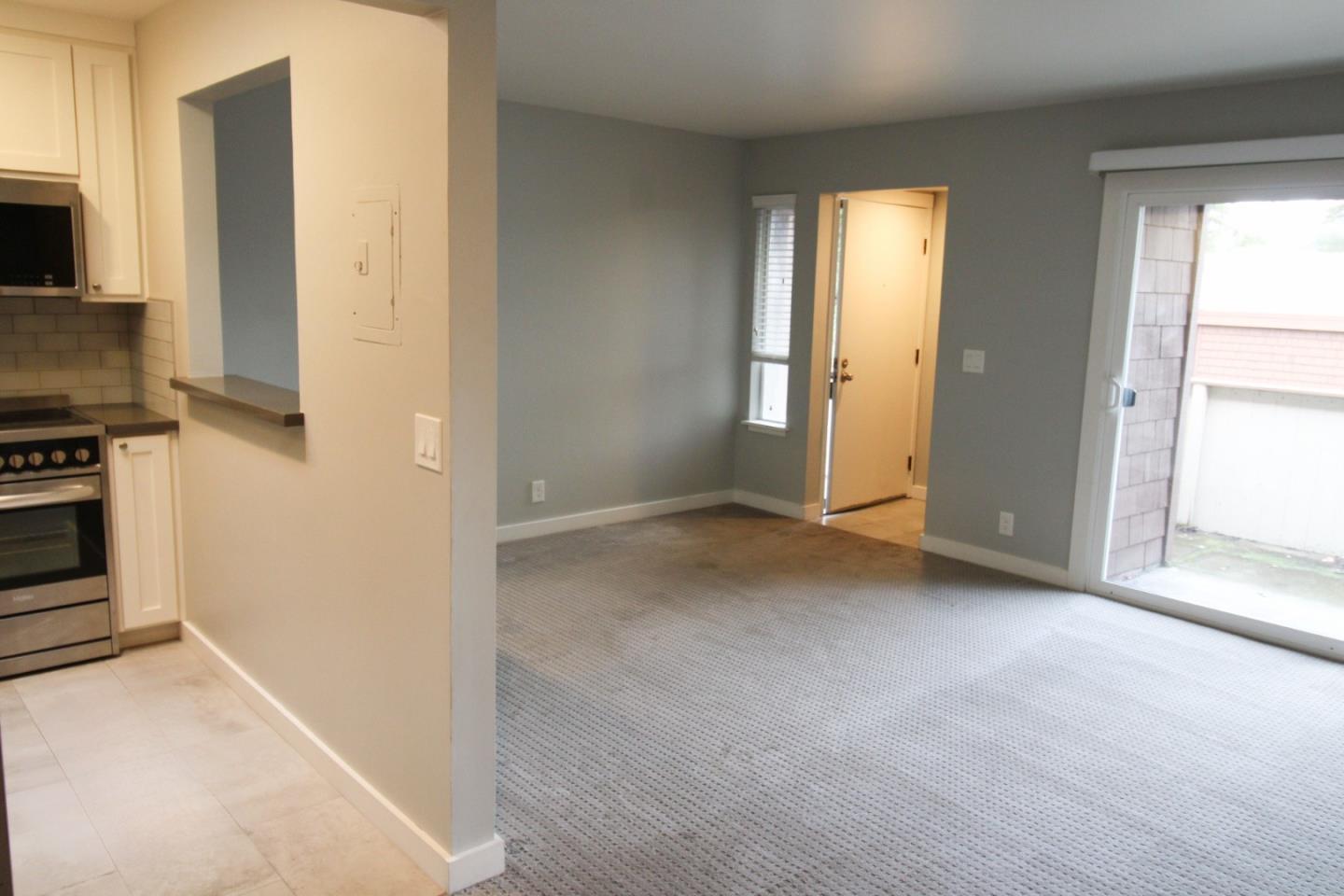 500 West Middlefield Road 122