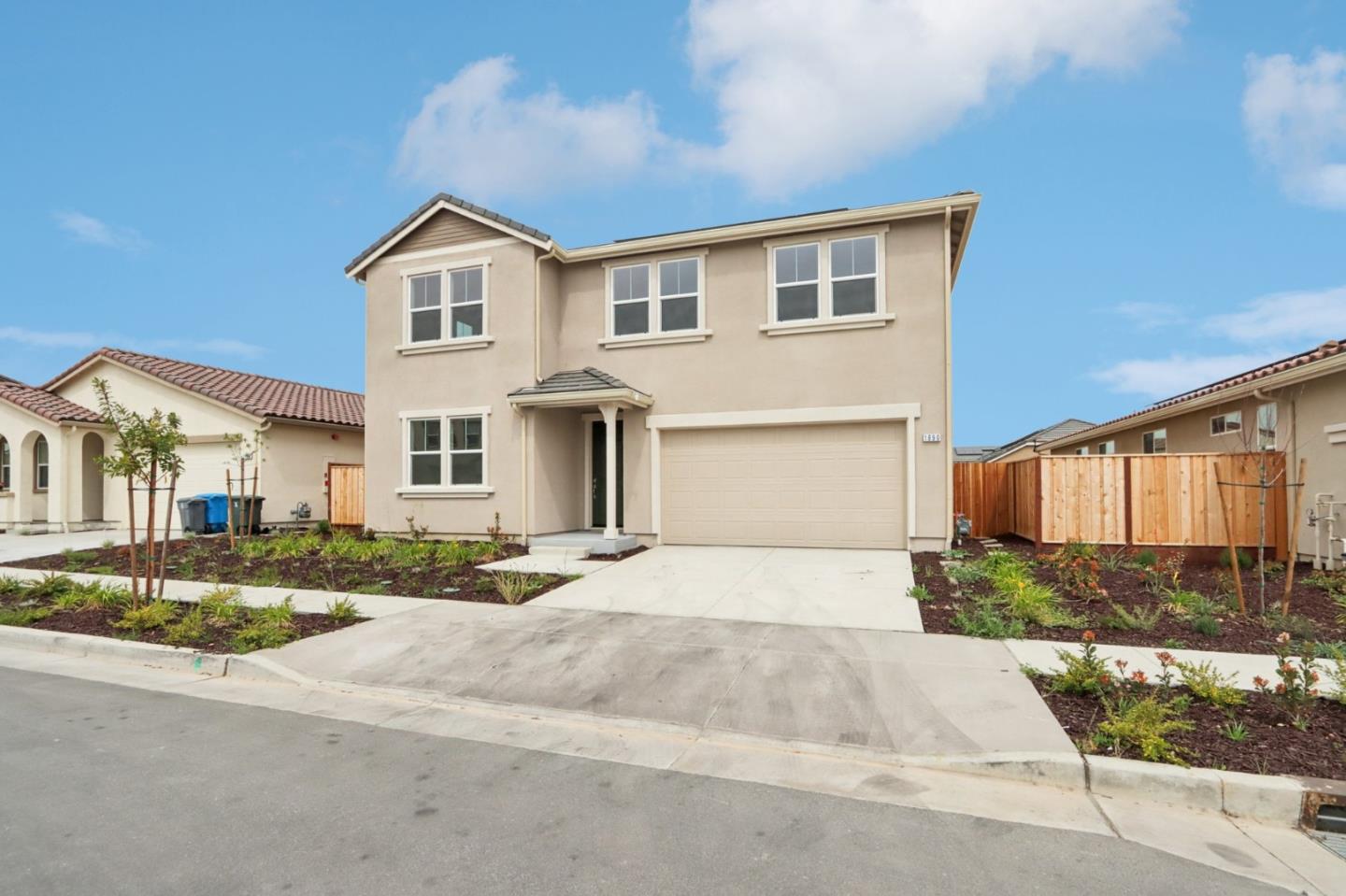 1890 Peony Street