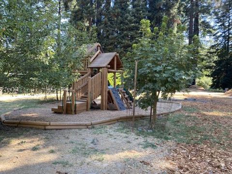 Tiny photo for 17960 Apache Trail, LOS GATOS, CA 95033 (MLS # ML82040835)