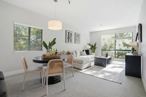 4250 El Camino Real Unit C226, Palo Alto, CA 94306 - #: ML82029357