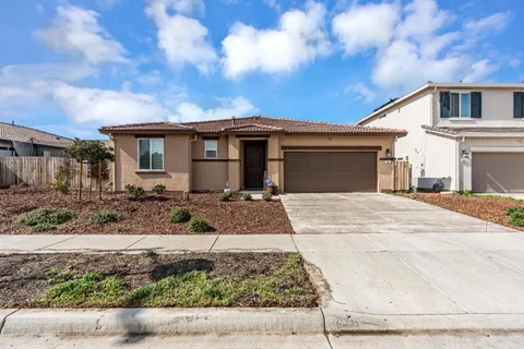 MLS: ML81993367