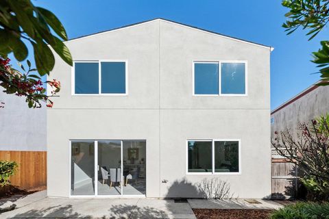 Tiny photo for 15 Eastridge Circle, PACIFICA, CA 94044 (MLS # ML82028557)