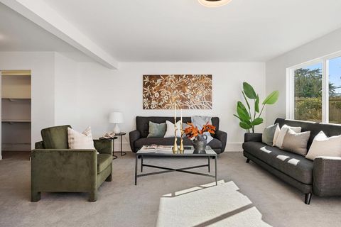 Tiny photo for 15 Eastridge Circle, PACIFICA, CA 94044 (MLS # ML82028557)