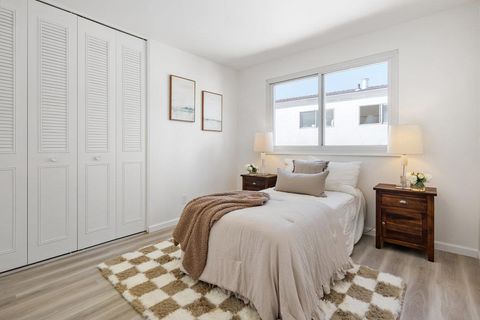 Tiny photo for 15 Eastridge Circle, PACIFICA, CA 94044 (MLS # ML82028557)